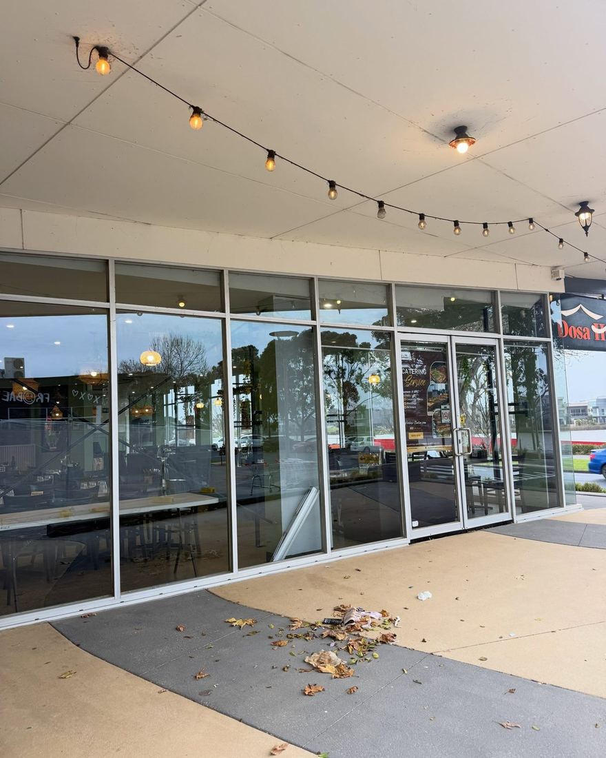 Shopfront in Caroline Springs after window cleaning